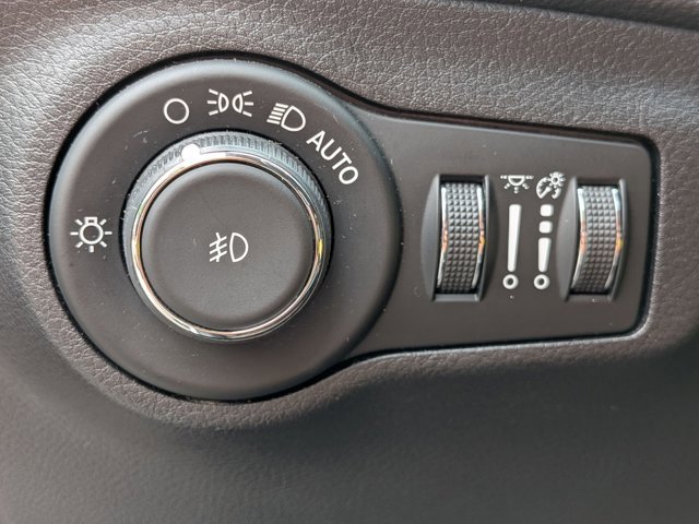 Used 2019 Jeep Compass Trailhawk image 17