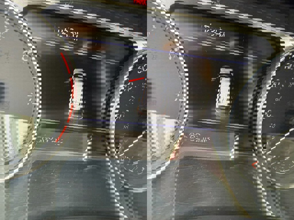 Used 2023 Nissan Rogue SV image 13