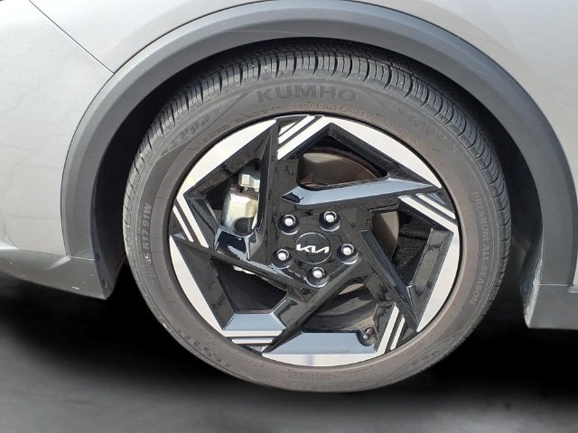 Used 2025 Kia K4 EX FWD image 18