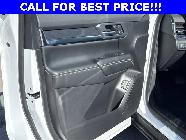 New 2026 GMC Terrain Elevation w/ Elevation Premium Package image 11