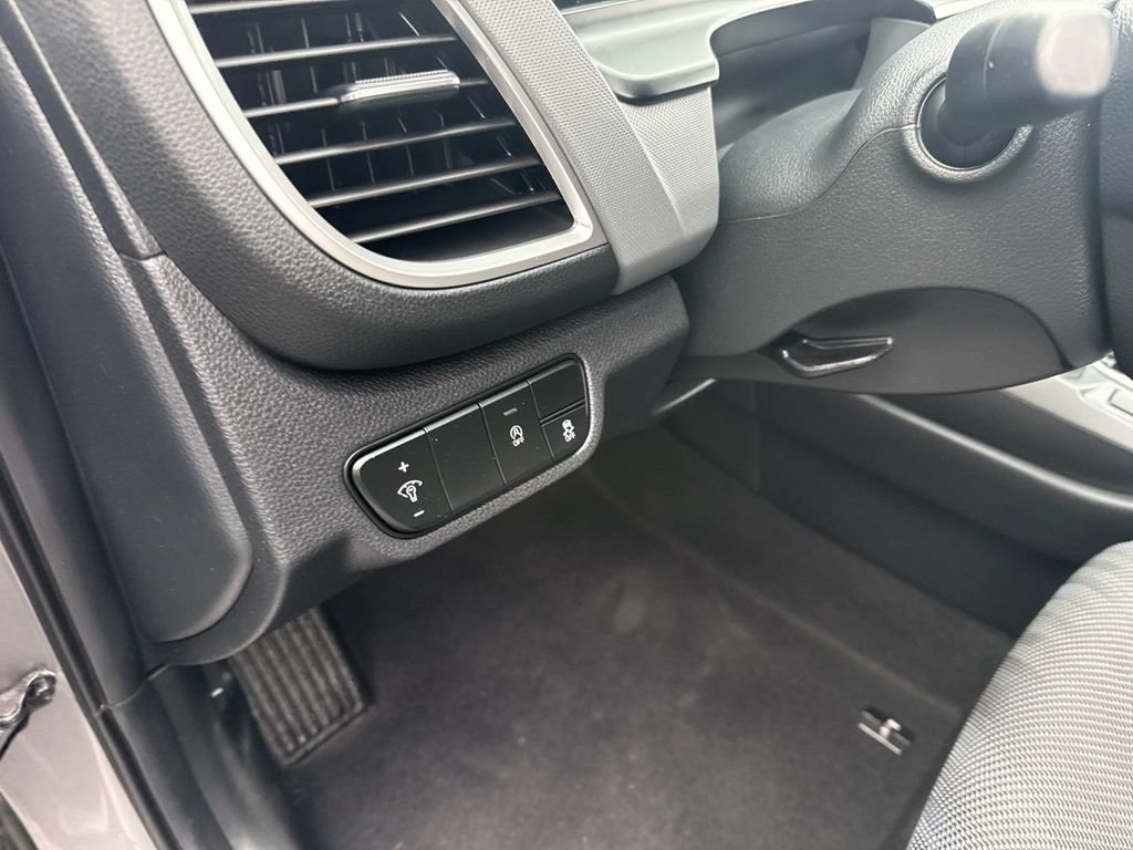 Used 2024 Kia Seltos LX AWD/4WD image 20