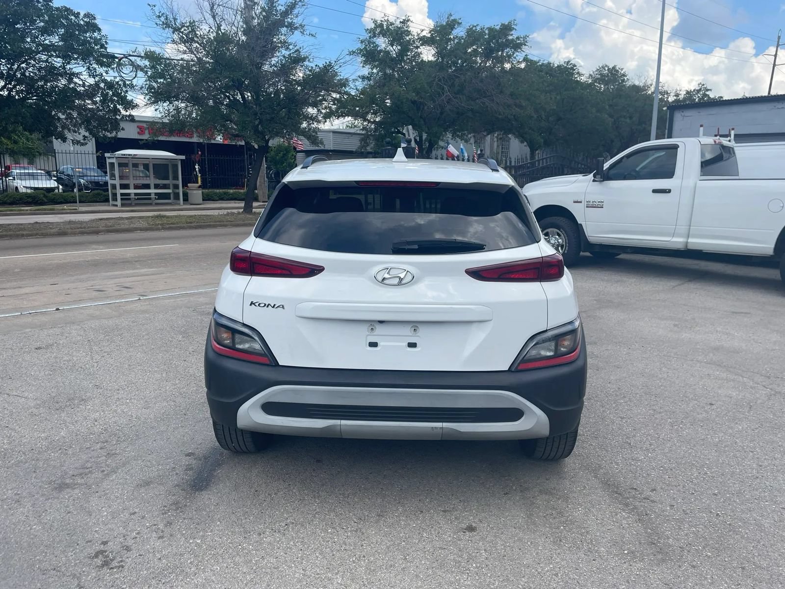 Used 2022 Hyundai Kona SEL FWD image 27