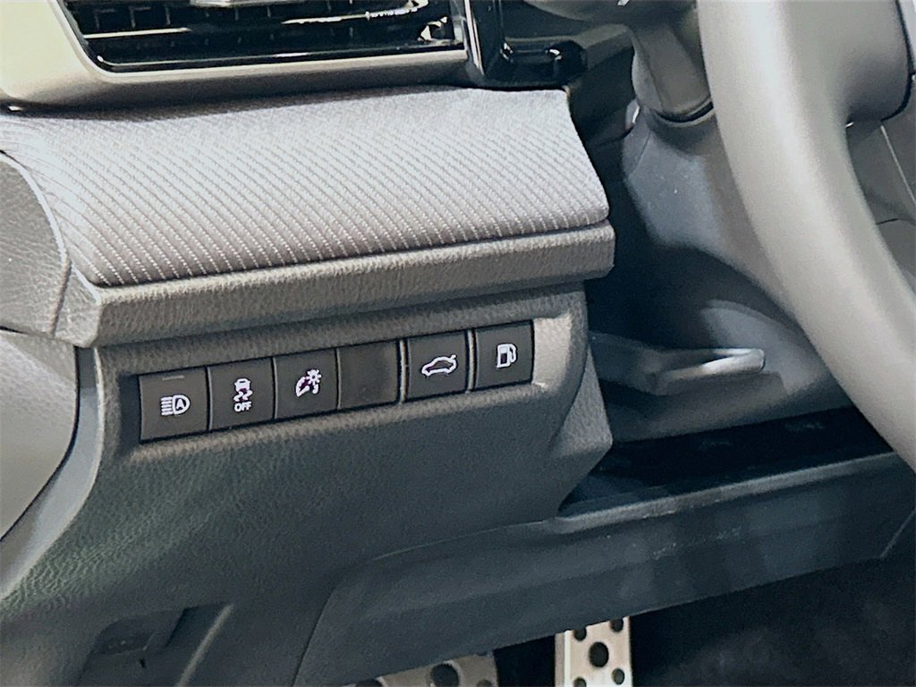 New 2026 Toyota Camry SE image 10