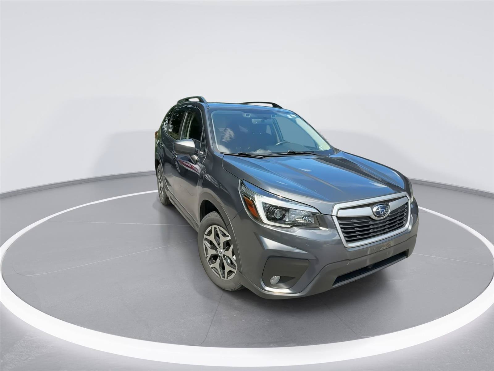 Used 2021 Subaru Forester Premium AWD/4WD image 2