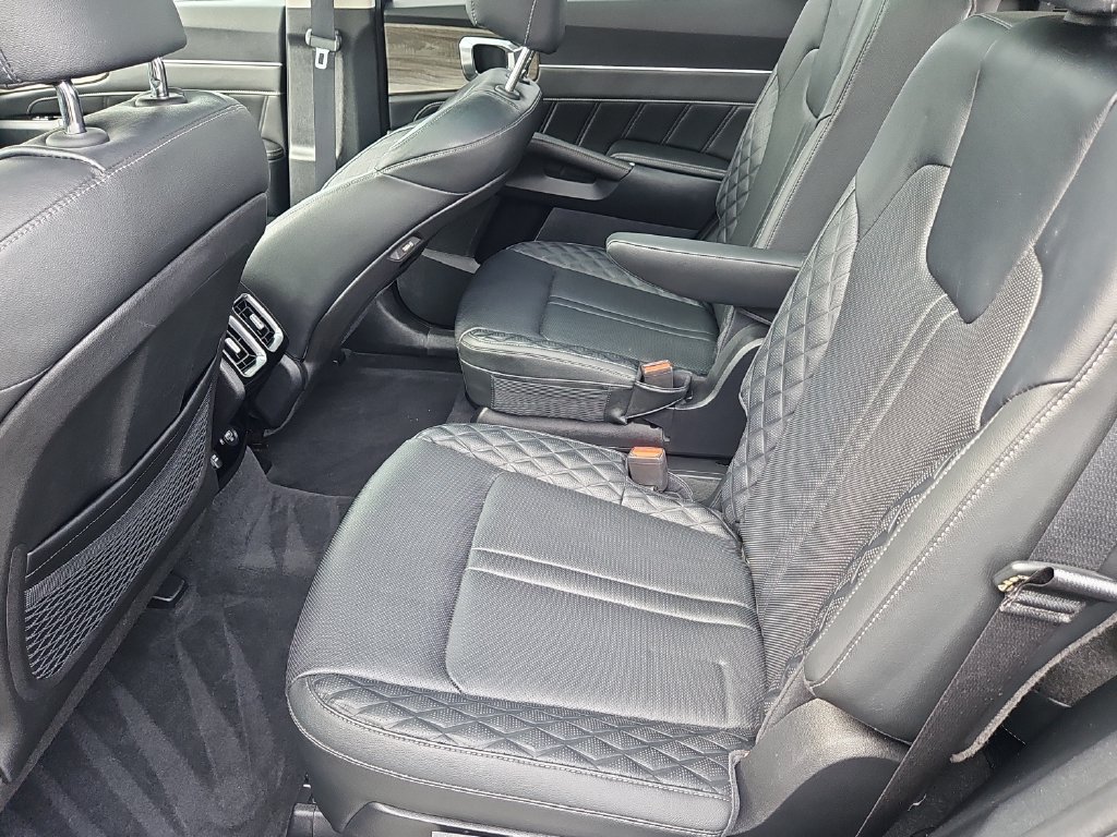 Certified 2022 Kia Sorento SX Prestige AWD/4WD image 34