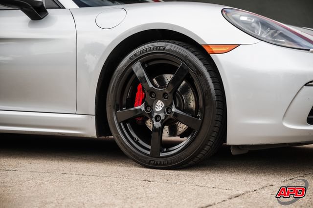 Used 2017 Porsche 718 Cayman RWD image 53