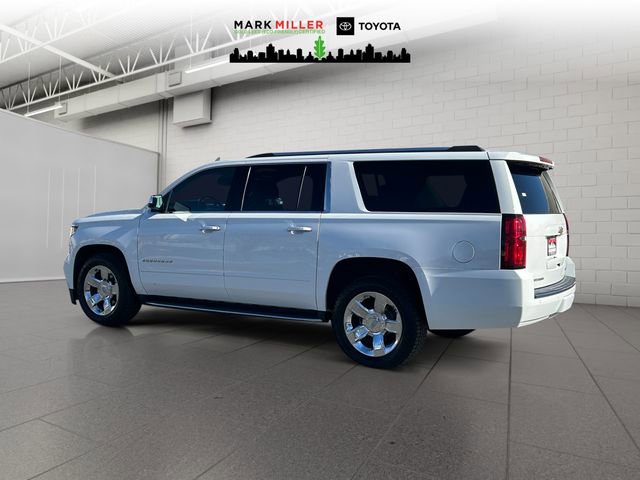 Used 2017 Chevrolet Suburban Premier image 3