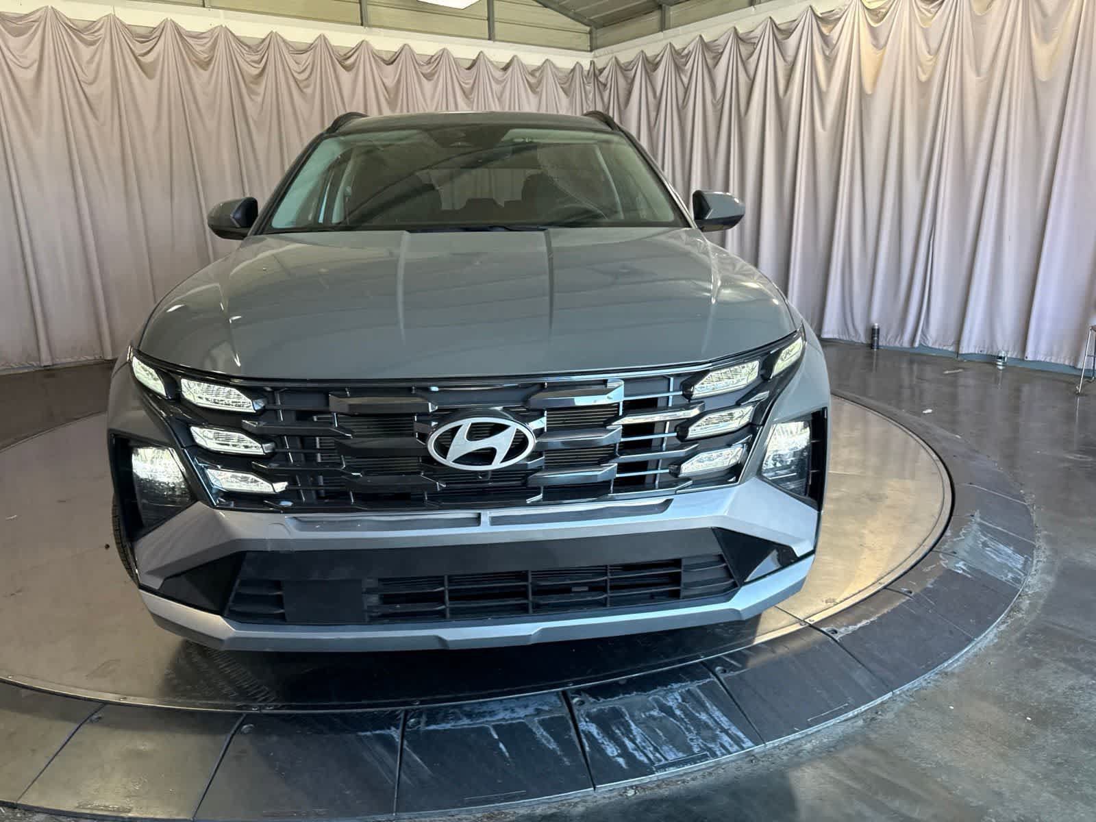 Used 2026 Hyundai Tucson SEL AWD/4WD image 2