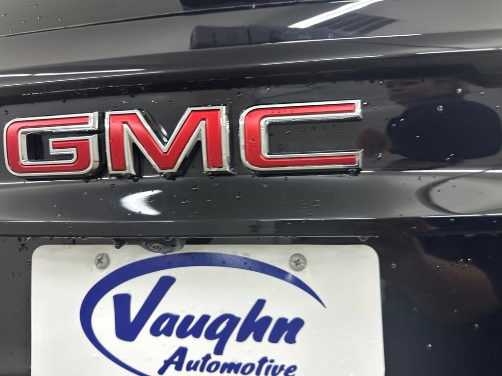 New 2026 GMC Acadia Elevation w/ Elevation Premium Package AWD/4WD image 16