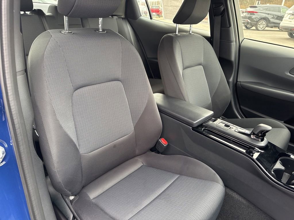 Used 2025 Toyota Prius LE image 27