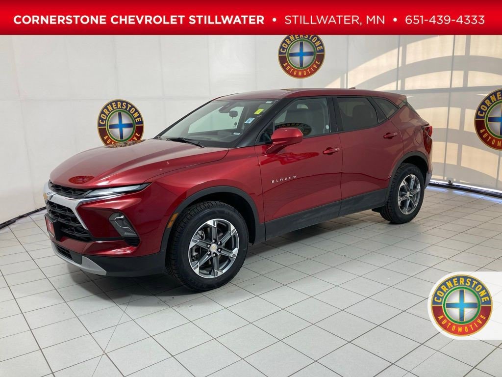 Certified 2025 Chevrolet Blazer LT image 1