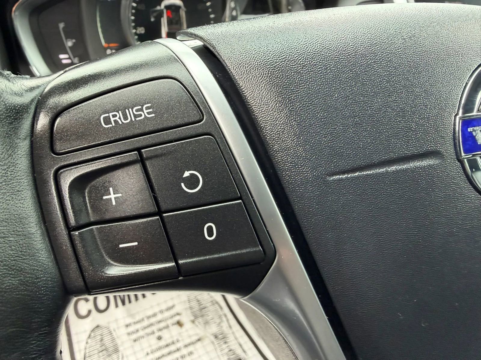 Used 2017 Volvo XC60 T6 Dynamic w/ Climate Package AWD/4WD image 21