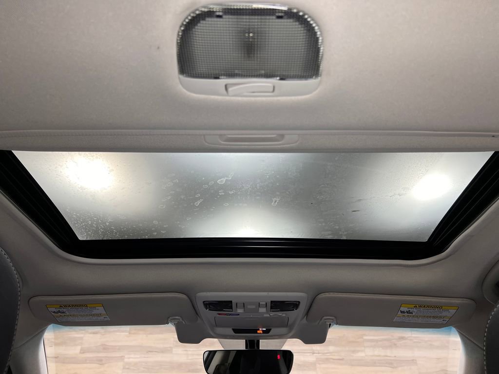 Used 2017 Subaru Outback 2.5i Limited image 17