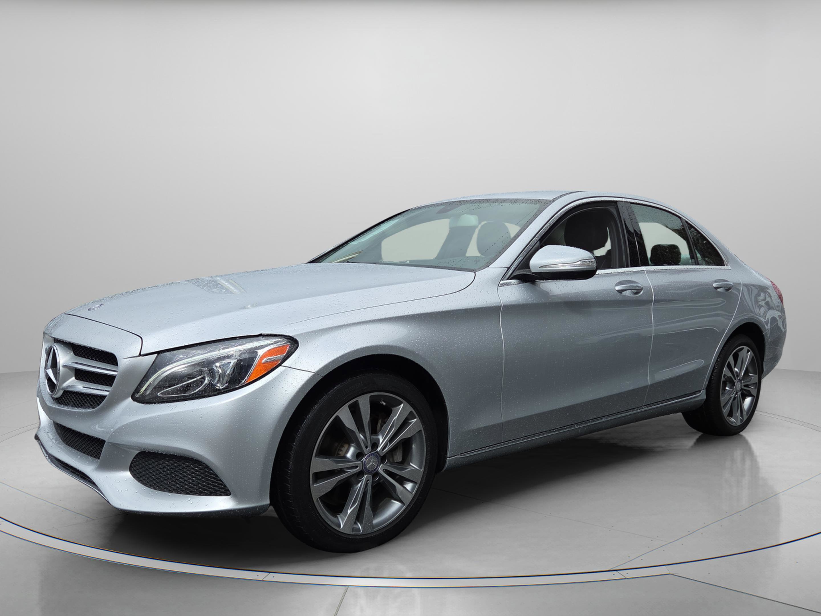 Used 2015 Mercedes-Benz C 300 4MATIC Sedan image 2