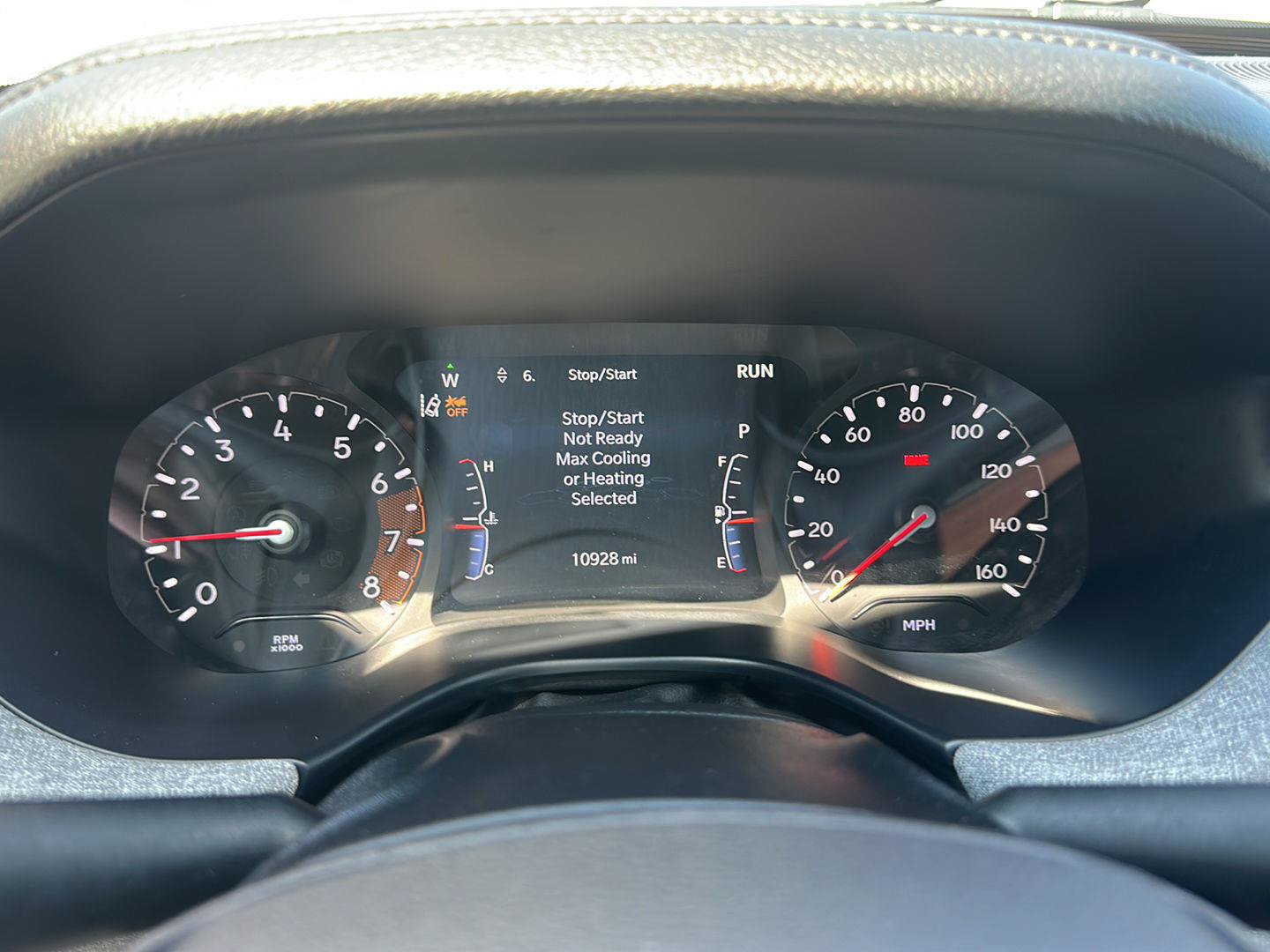 Used 2025 Jeep Compass Latitude w/ Convenience Group AWD/4WD image 20