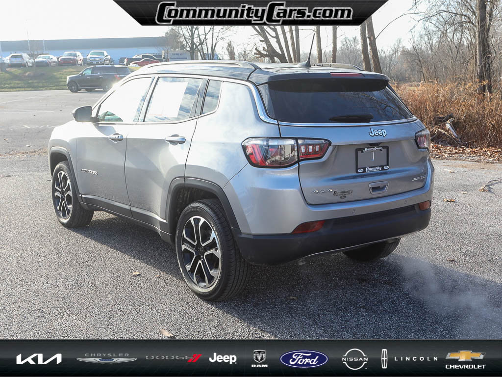 Used 2024 Jeep Compass Limited image 5