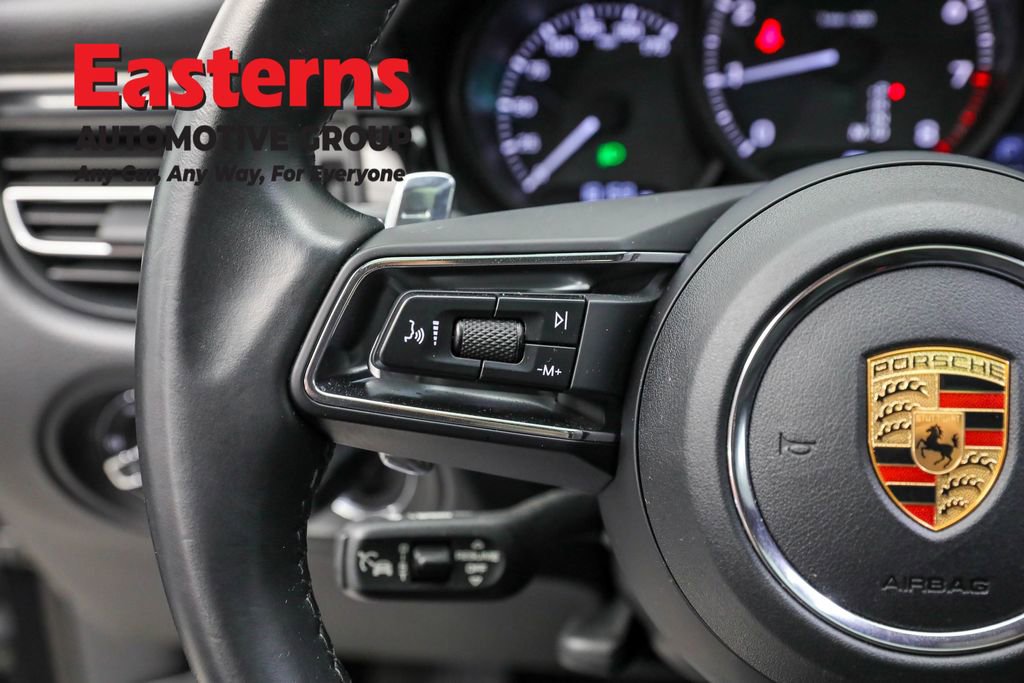 Used 2023 Porsche Macan T image 15