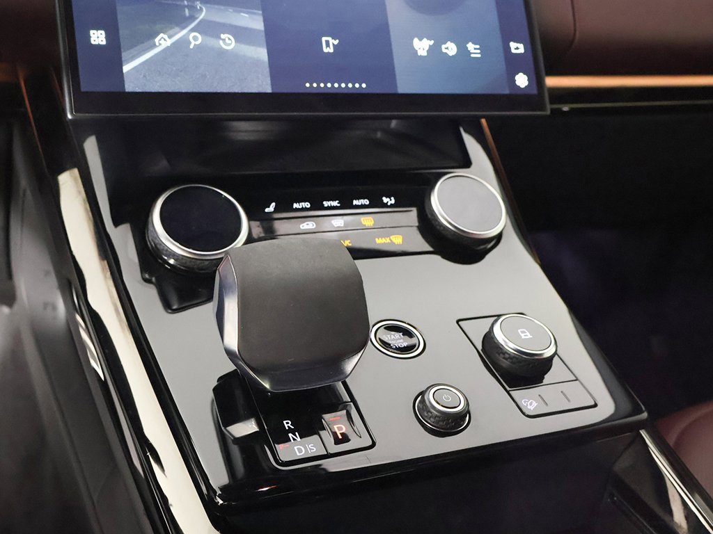 Used 2023 Land Rover Range Rover Sport SE Dynamic image 51