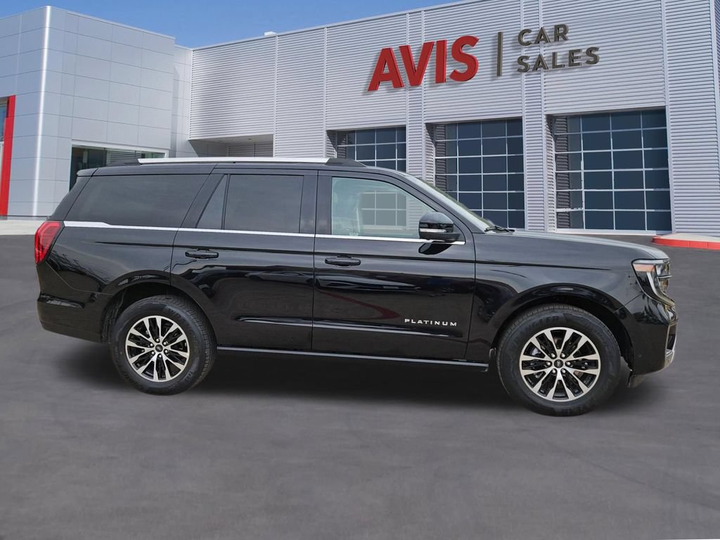 Used 2025 Ford Expedition Platinum AWD/4WD image 13