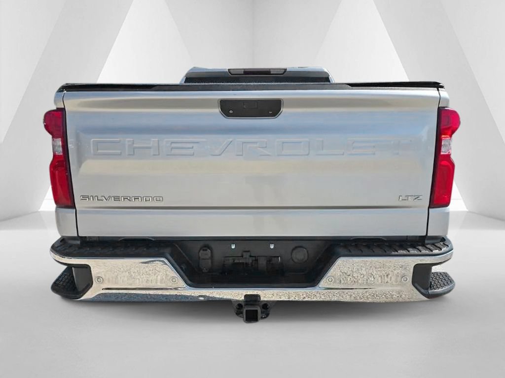 Used 2020 Chevrolet Silverado 1500 LTZ w/ LTZ Plus Package AWD/4WD image 5