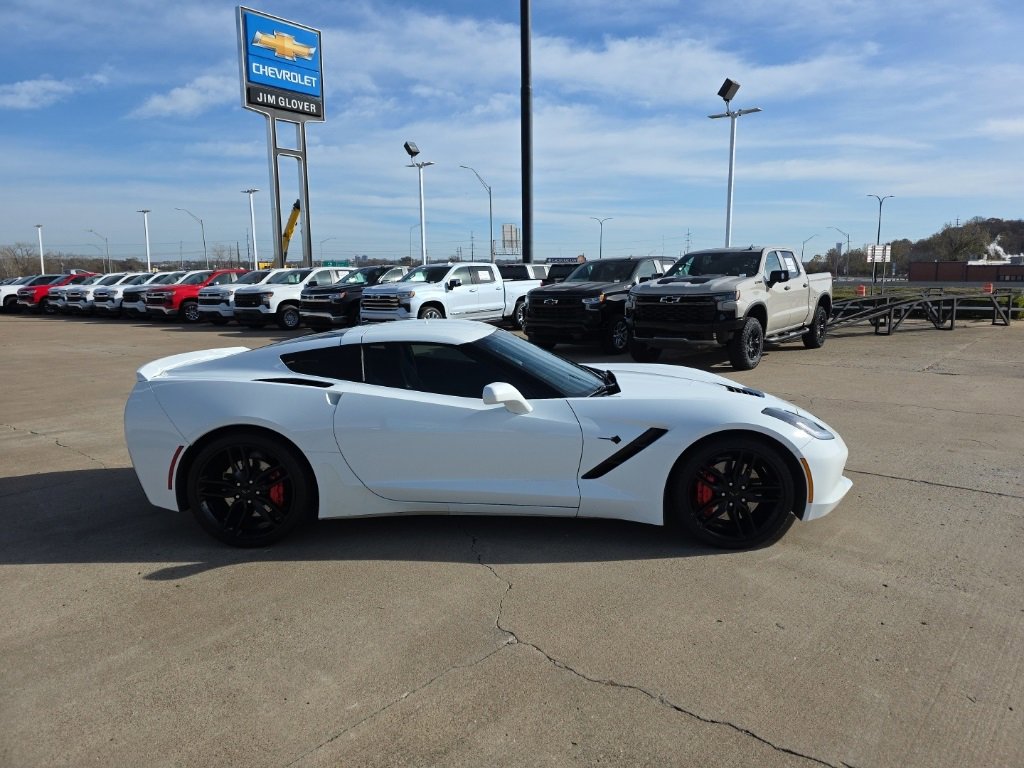 Used 2019 Chevrolet Corvette Stingray Coupe w/ Carbon Flash Badge Package image 4