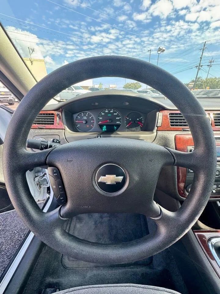 Used 2010 Chevrolet Impala LS image 12