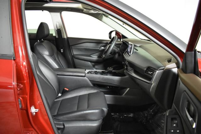 Used 2023 Nissan Rogue SV w/ SV Premium B Package AWD/4WD image 35