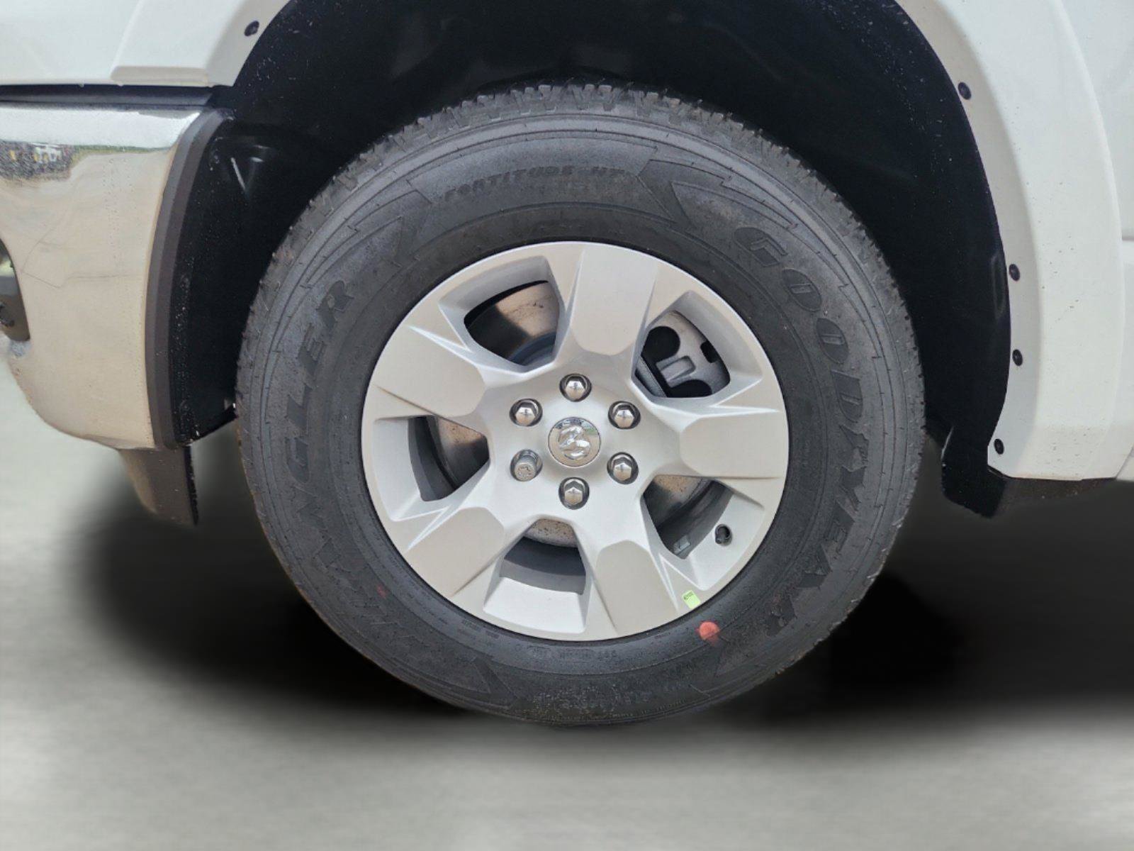 New 2026 RAM 1500 Lone Star AWD/4WD image 10