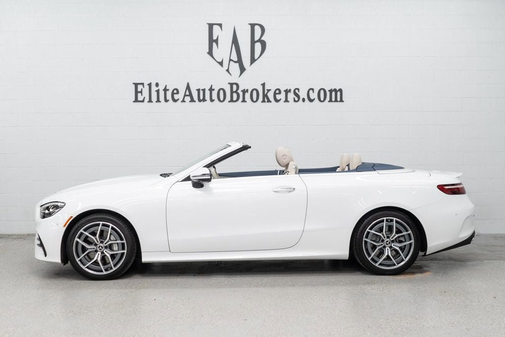 Used 2022 Mercedes-Benz E 450 4MATIC Cabriolet image 2