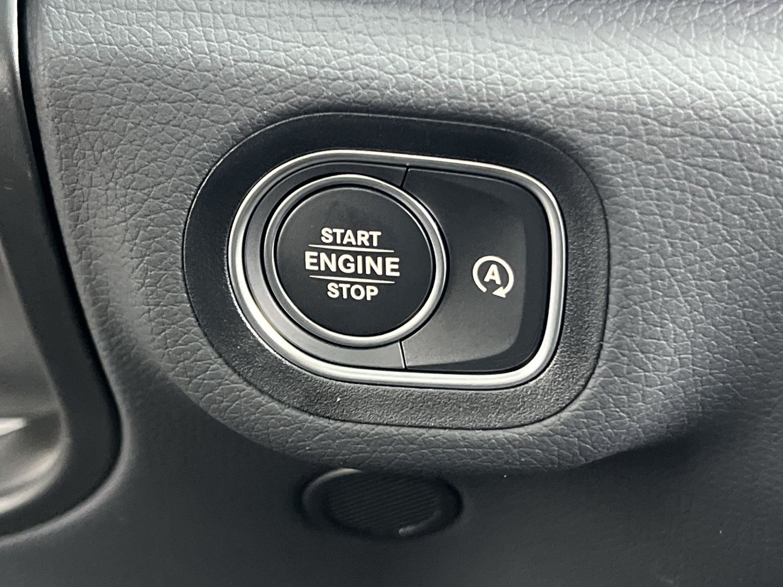 New 2026 Mercedes-Benz GLE 450 4MATIC image 39
