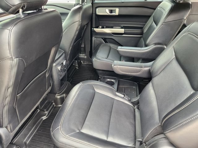 Used 2021 Ford Explorer Limited w/ Hybrid Equipment Group 310A AWD/4WD image 30