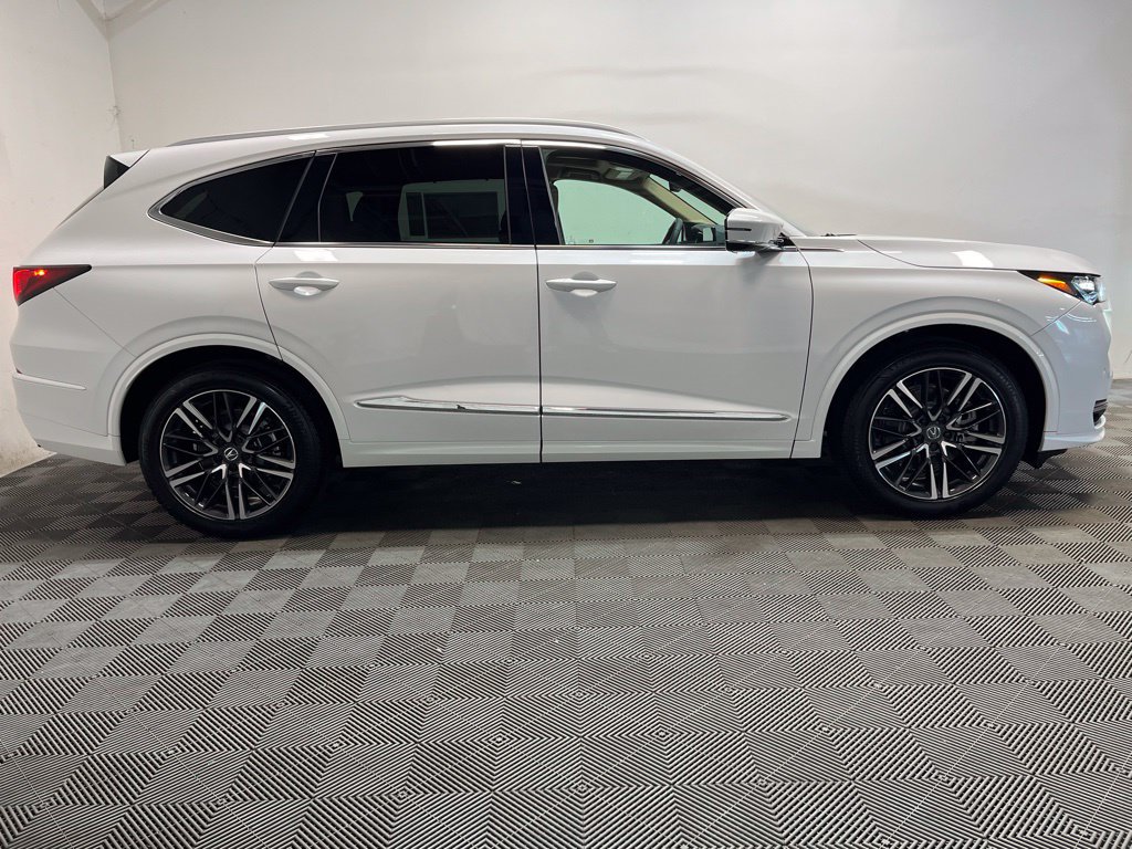 New 2026 Acura MDX w/ Advance Package AWD/4WD image 4