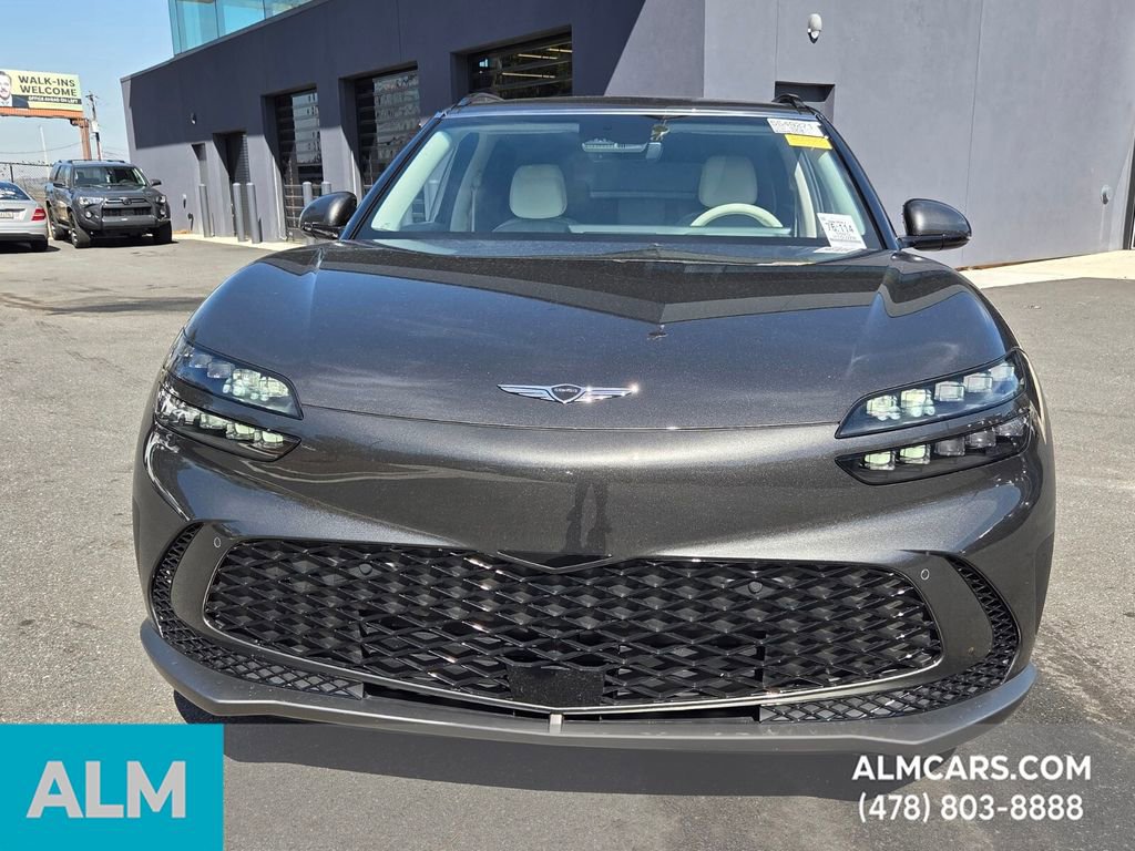 Used 2025 Genesis GV60 RWD image 17