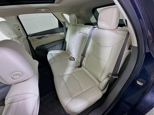 Used 2018 Cadillac XT5 Luxury w/ Driver Awareness Package AWD/4WD image 31