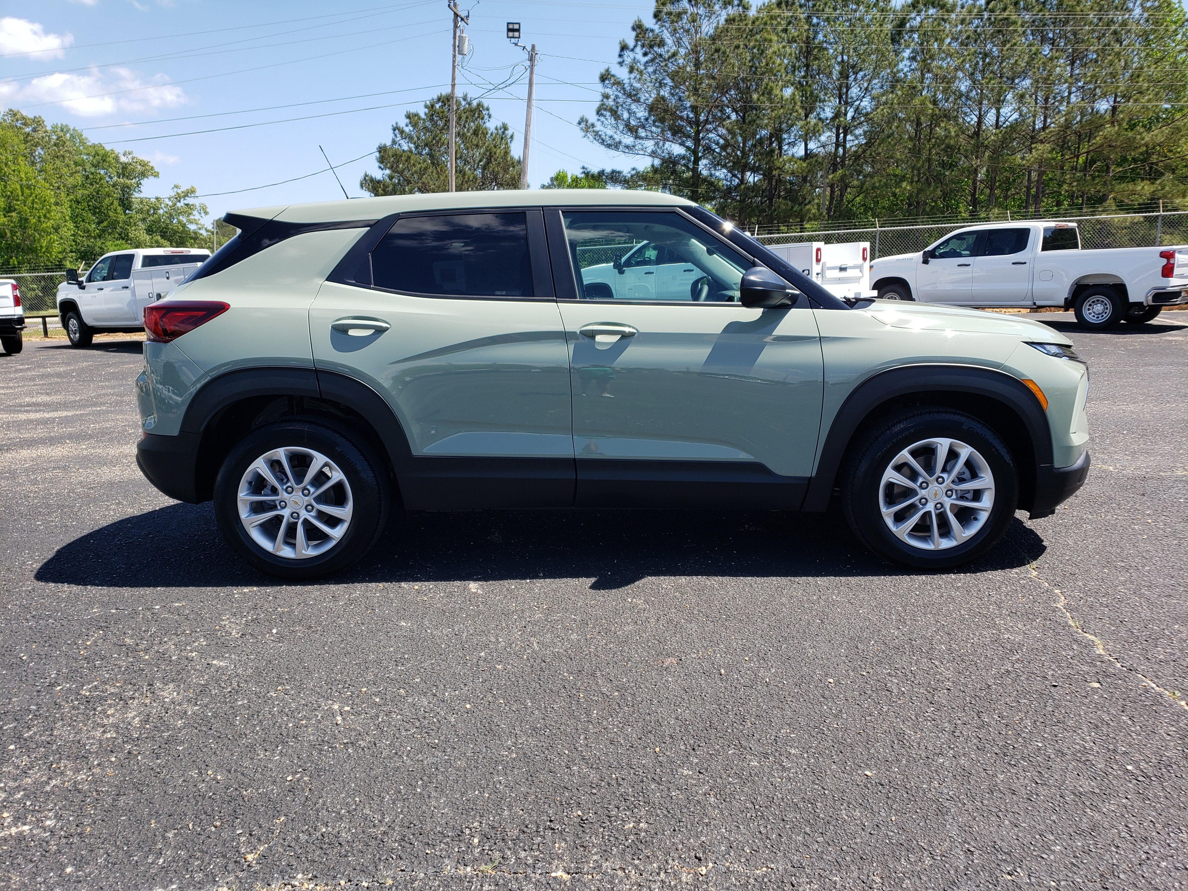 New 2026 Chevrolet TrailBlazer LS FWD image 5