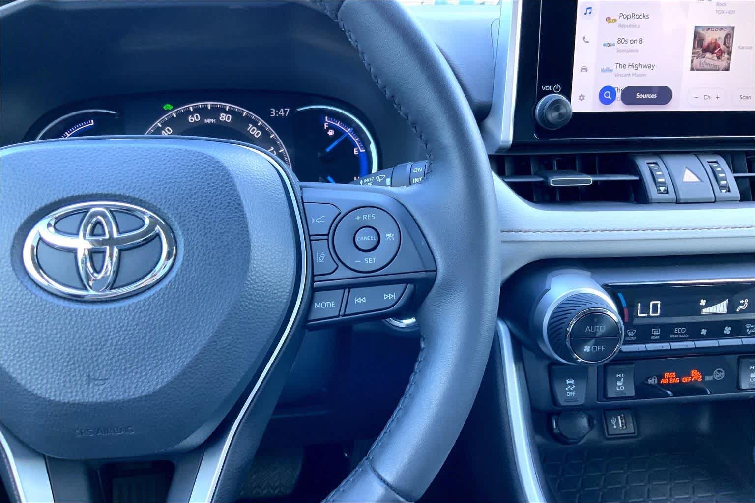 Used 2024 Toyota RAV4 XLE Premium w/ Weather Package AWD/4WD image 25