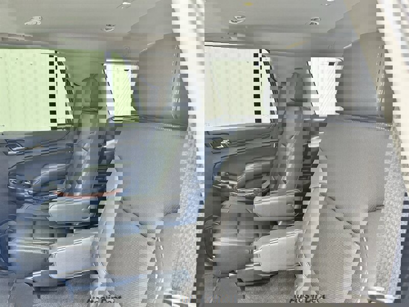 Used 2018 Chevrolet Tahoe Premier AWD/4WD image 30