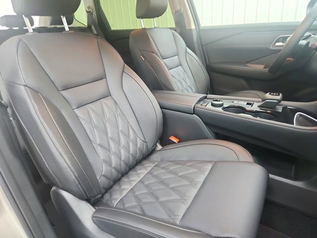 New 2026 Nissan Rogue Platinum image 49