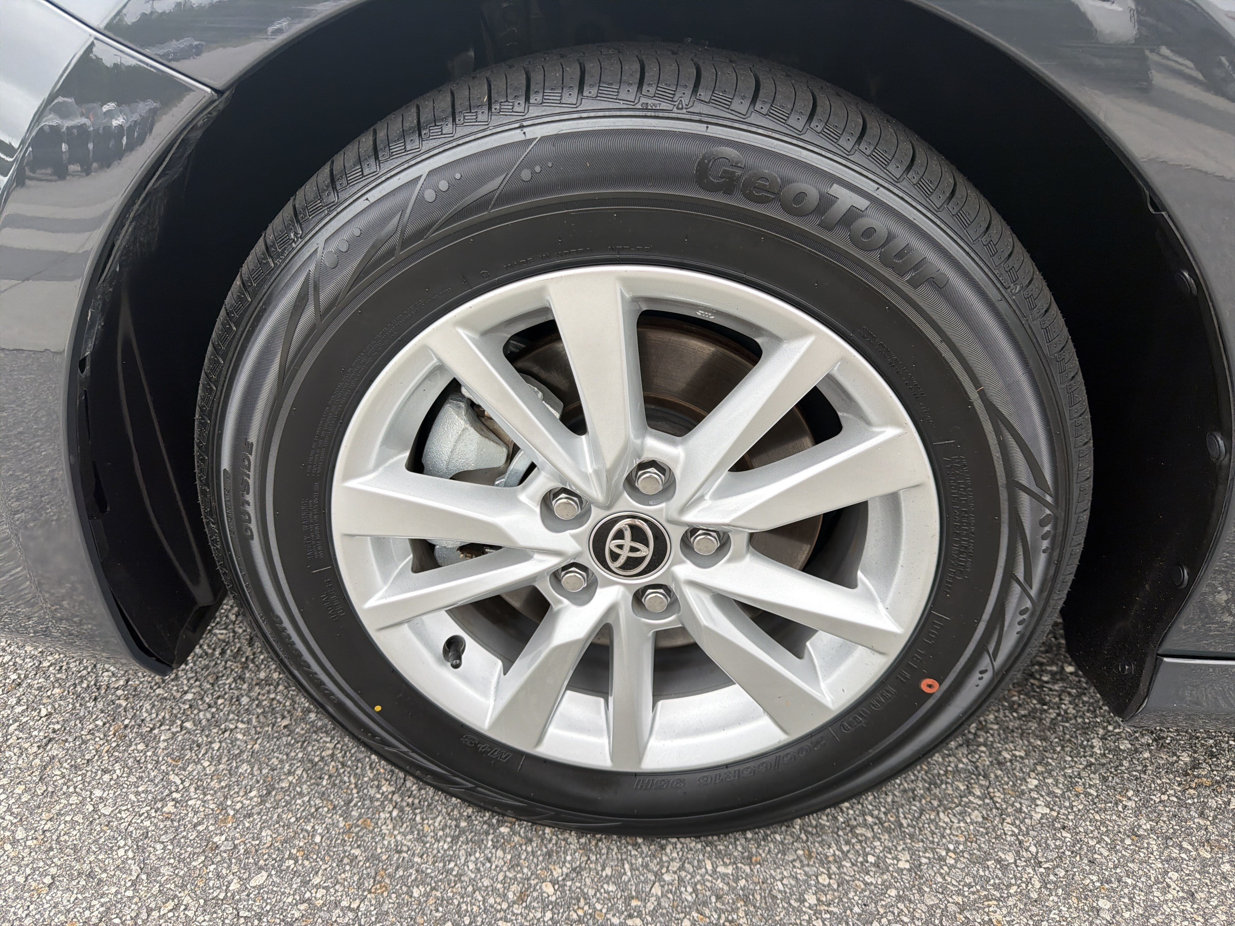 Certified 2025 Toyota Camry LE FWD image 20