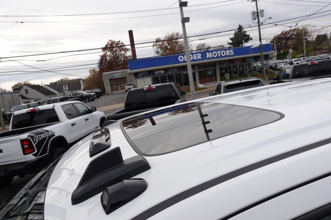 Used 2024 Chevrolet Silverado 2500 LT w/ All Star Edition image 9
