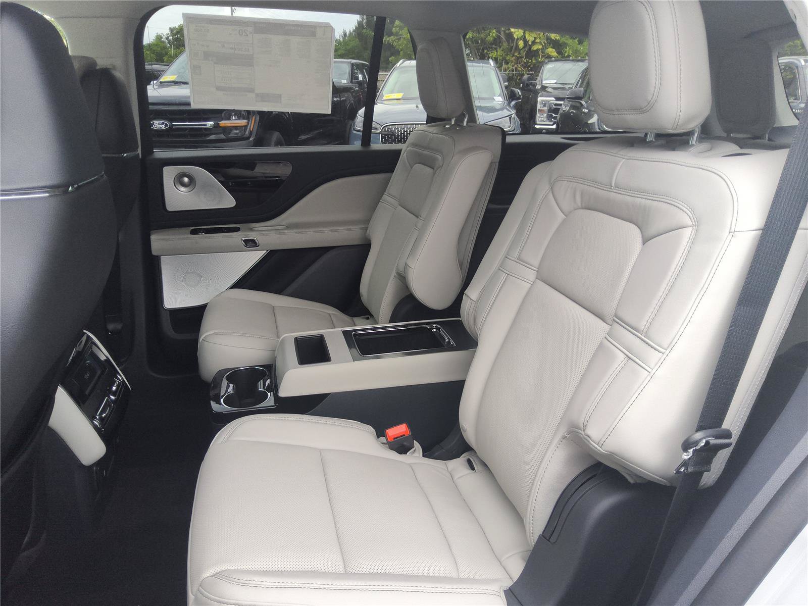 New 2027 Lincoln Aviator Reserve AWD/4WD image 25