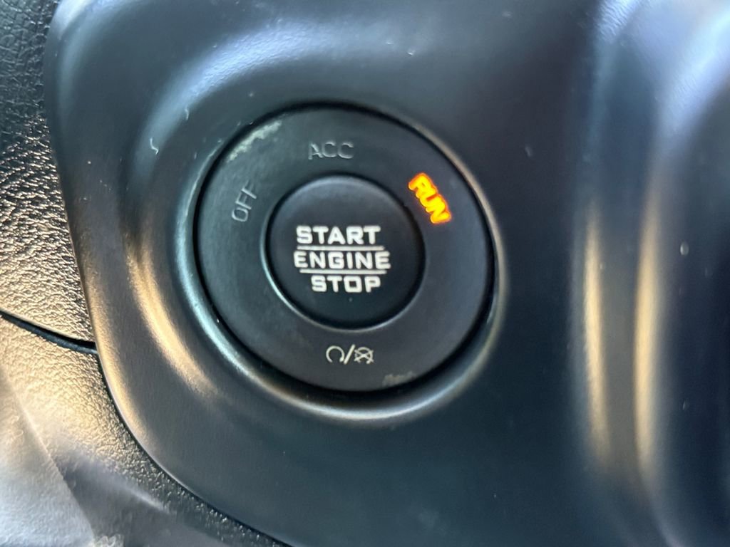 Used 2019 Jeep Wrangler Unlimited Sport S image 28