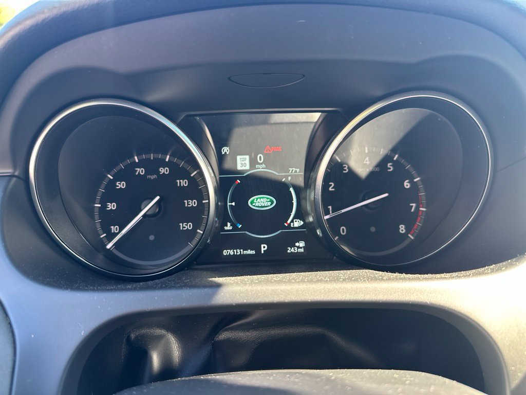 Used 2019 Land Rover Discovery Sport HSE AWD/4WD image 21