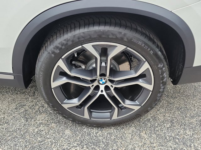 Used 2026 BMW X5 sDrive40i image 7