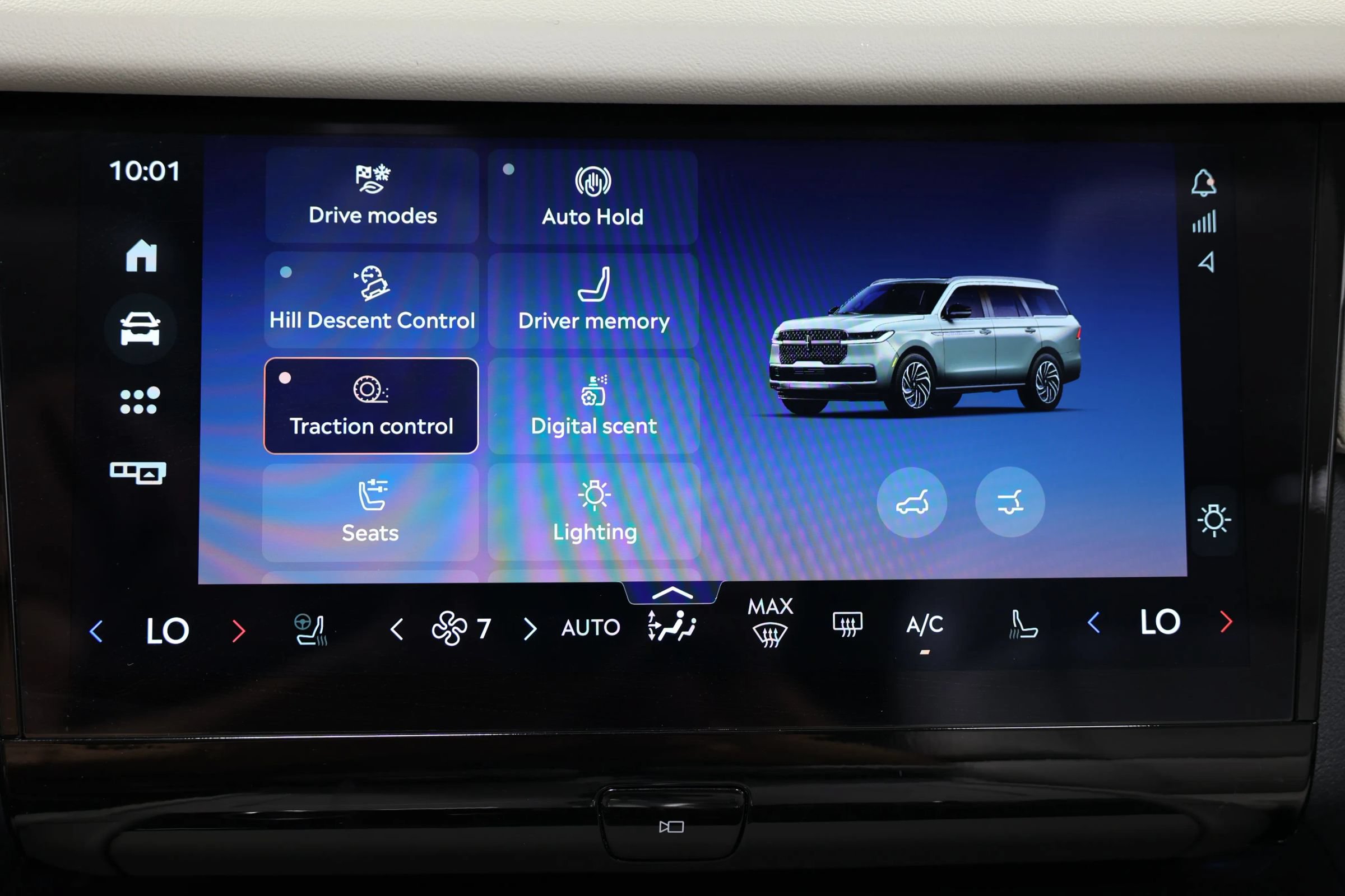Used 2025 Lincoln Navigator Reserve AWD/4WD image 39