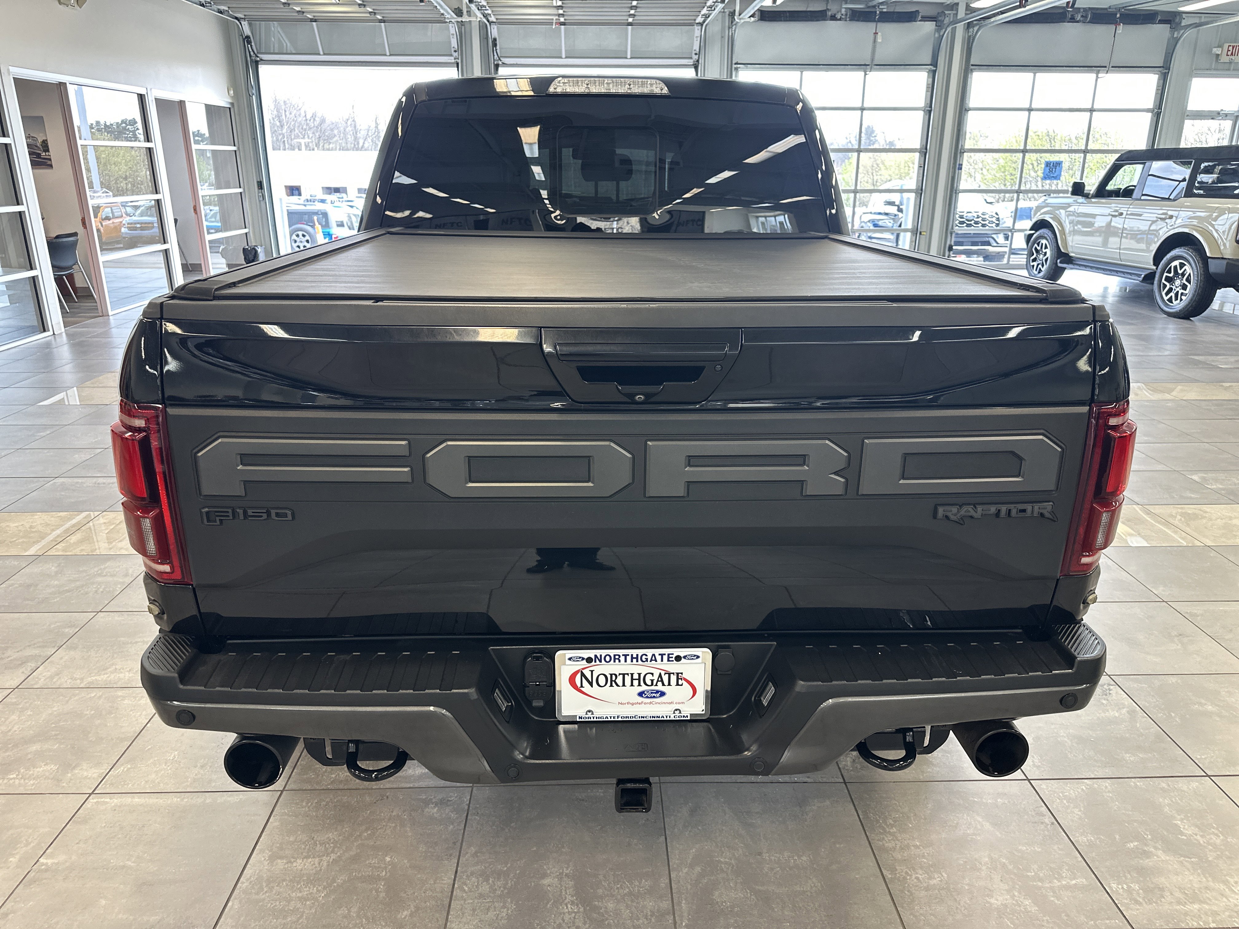 Used 2019 Ford F150 Raptor w/ Equipment Group 802A Luxury AWD/4WD image 14