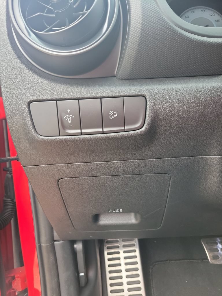Used 2023 Hyundai Kona N FWD image 32