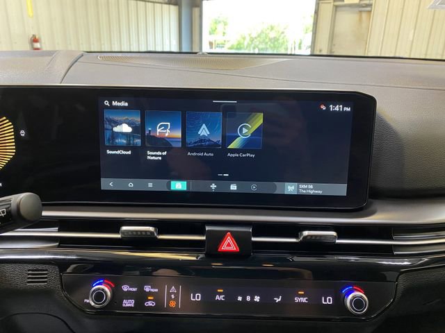 Used 2026 Kia Sportage EX image 40