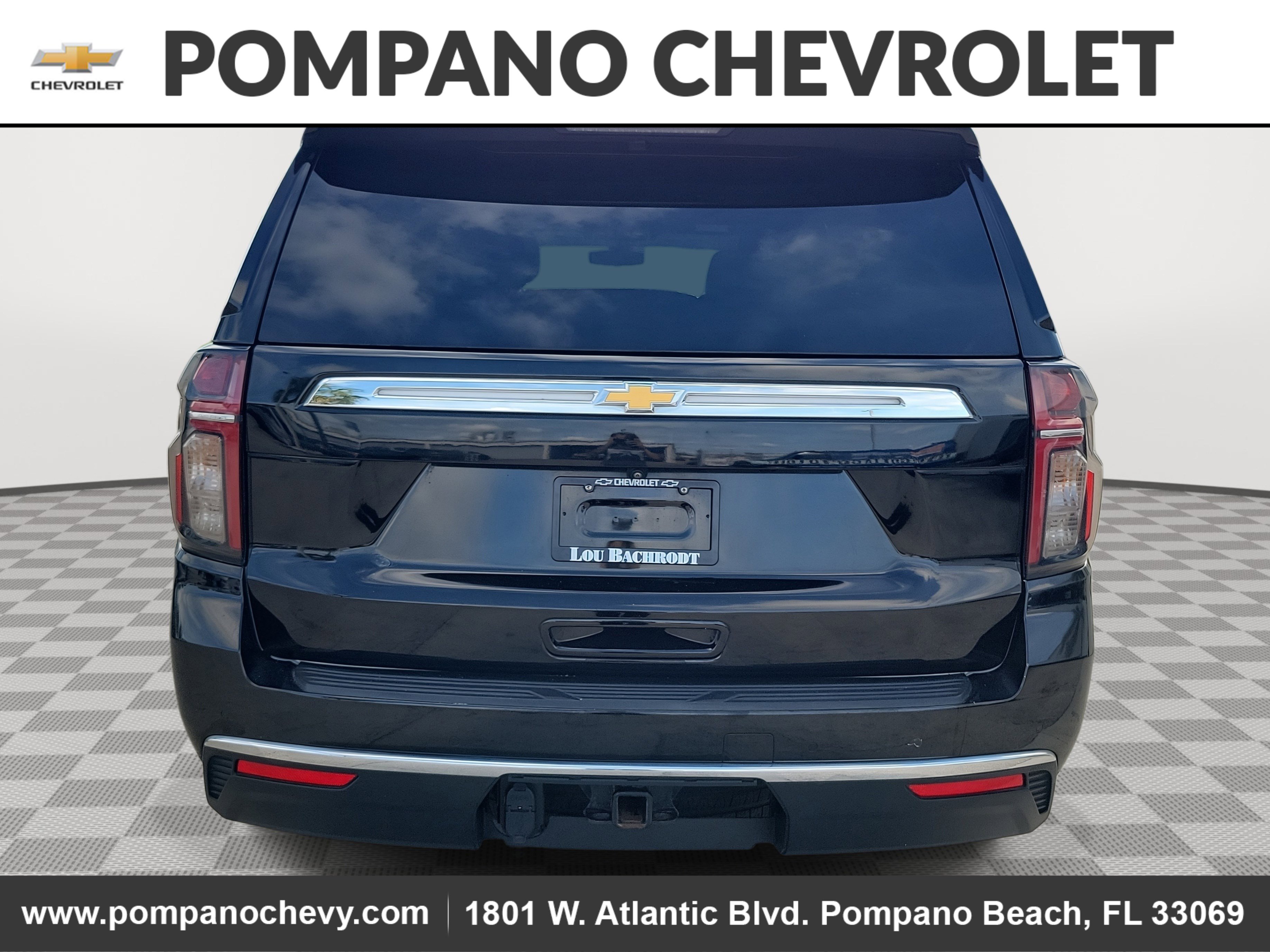 Used 2021 Chevrolet Suburban LS w/ Max Trailering Package image 4