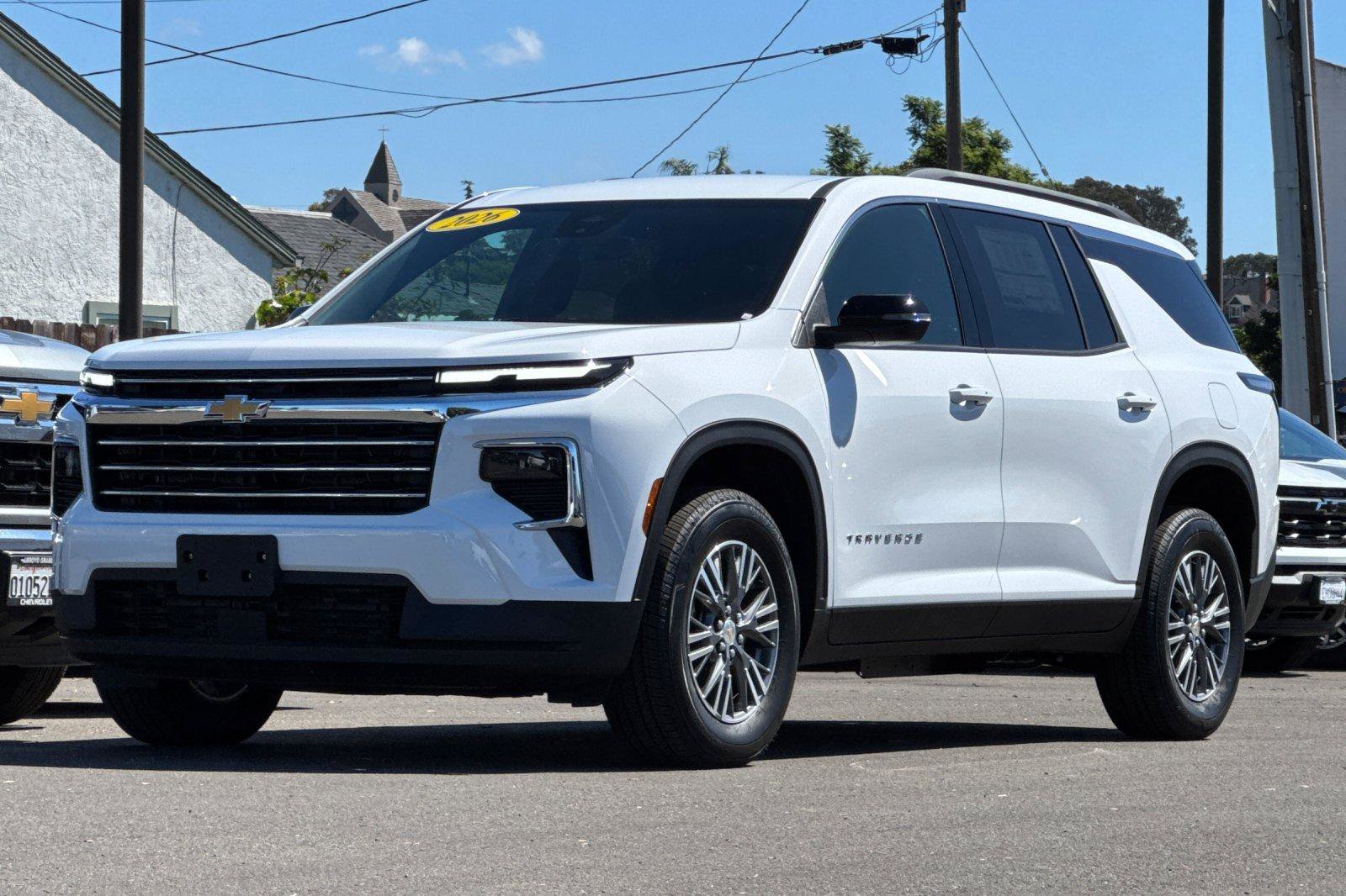 New 2026 Chevrolet Traverse LT image 8
